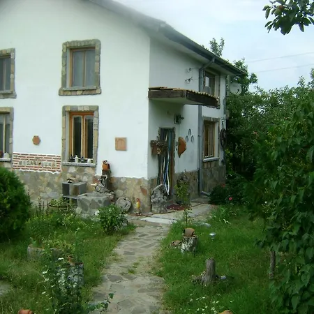 House Keranov Pensiune Belovitsa